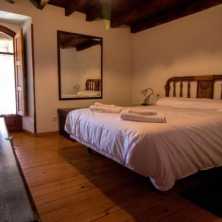Hostal La Casa del Abuelo Hoyos del Espino Exterior foto